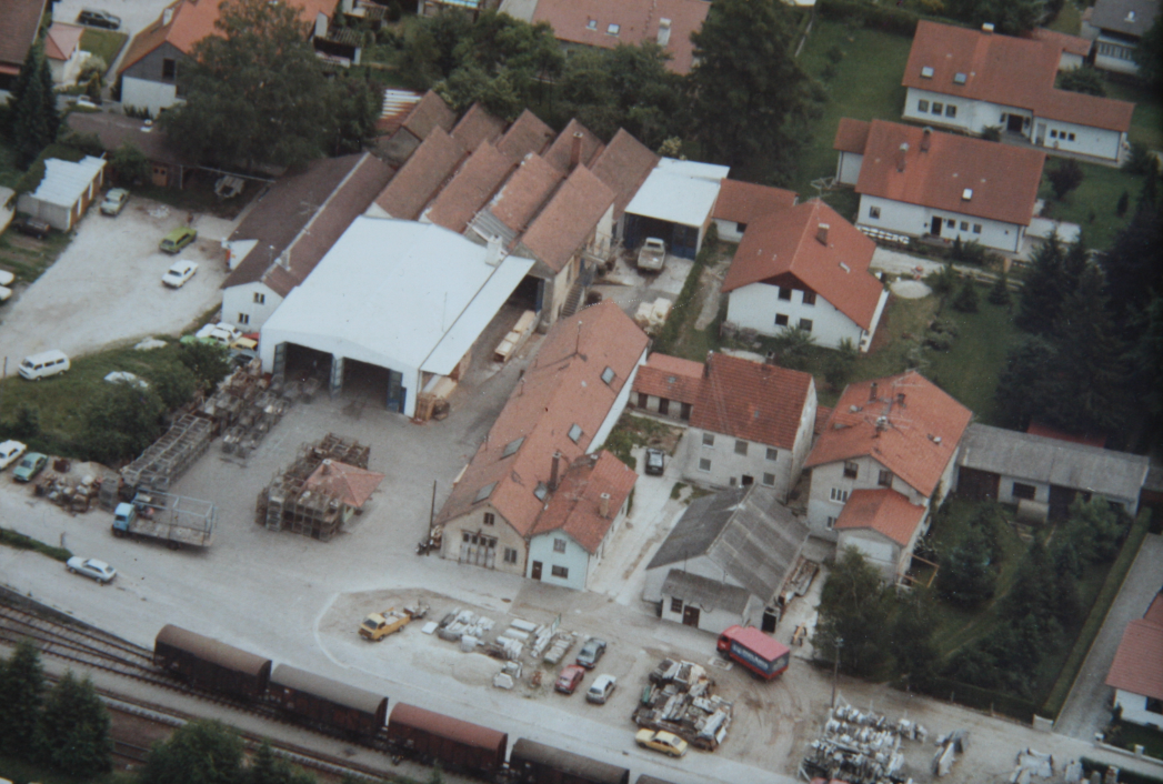 Our head office Bahnhof-Str. 21, 84137 Vilsbiburg in the year 1996